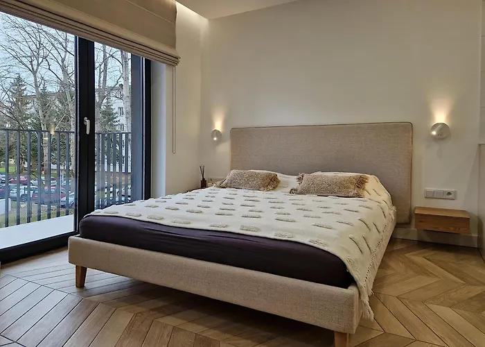 New Funcional Easy Stay High Standard Krakow Apartment Free Garage Parking