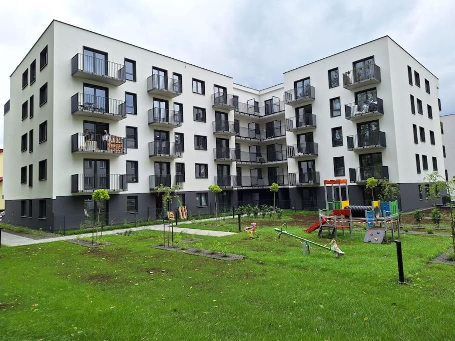 New Funcional Easy High Standard Free Garage Parking Krakau